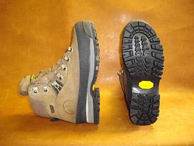 ソール交換（LA SPORTIVA）