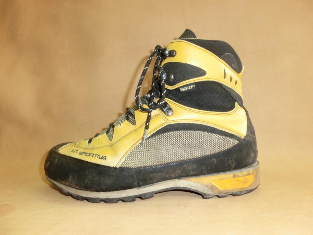 ソール交換（LA SPORTIVA）