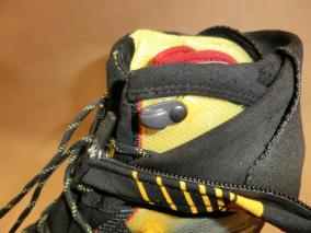 フック交換（LA SPORTIVA）