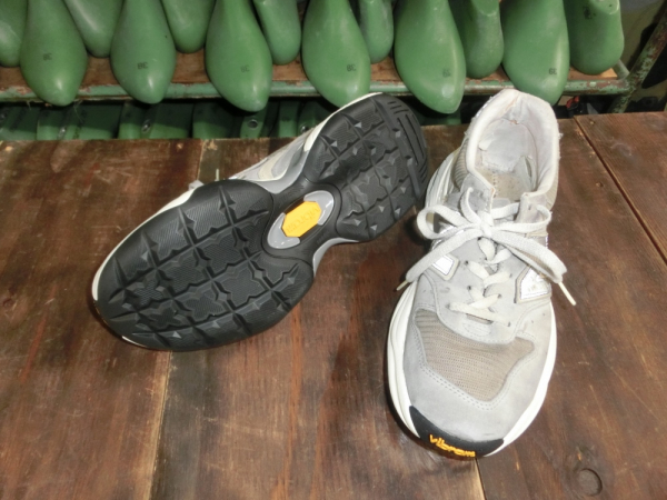 ニューバランスをVibram1161Cにてソール交換！