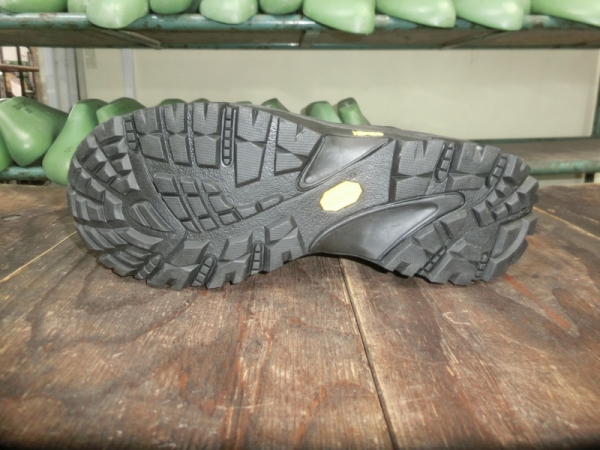 キーン（KEEN）ピッツバーグエナーシックス ソール交換について