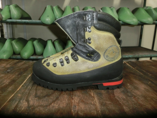 スポルティバ ネパールエボ ソール交換について