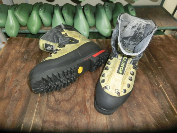 スポルティバ ネパールエボ ソール交換について