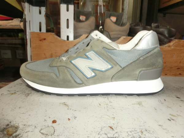 ニューバランス ソール貼り直しと踵革交換について!