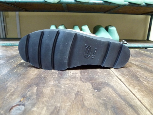 ティンバーランドレディスブーツをヴィブラムソールでソール交換！