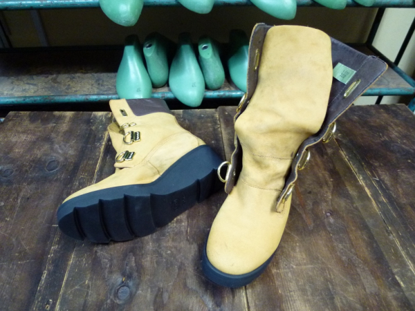 ティンバーランドレディスブーツをヴィブラムソールでソール交換！