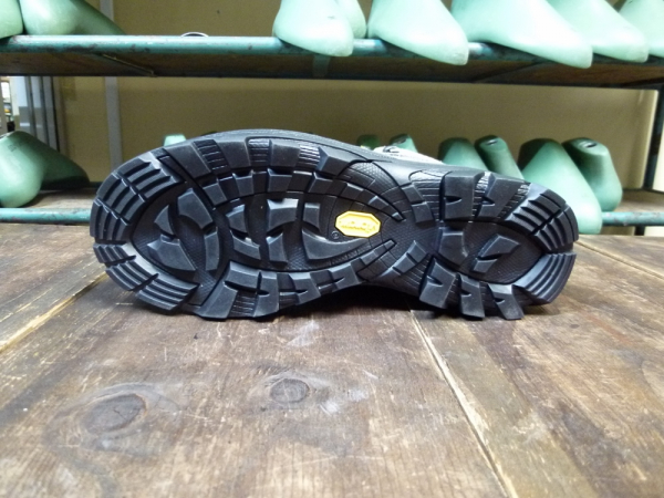 スポルティバ トランゴハイクGTXのソール交換について！