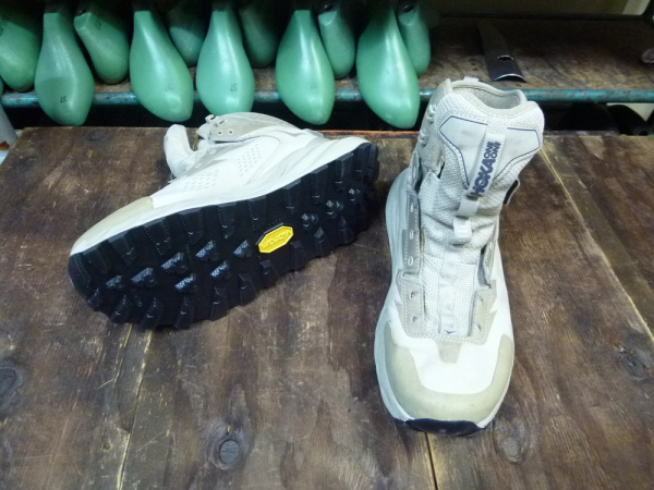 ホカオネオネ（HOKA)カハGTXのソール交換について！
